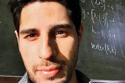 Sidharth Malhotra plays a math professor in ’Baar Baar Dekho’