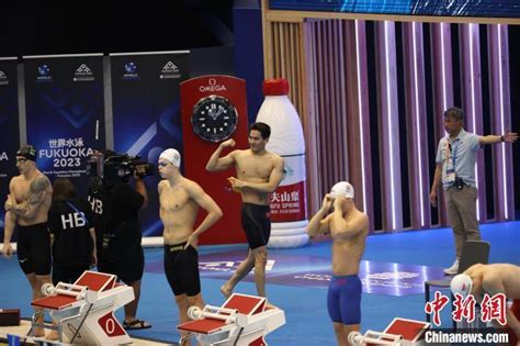 游泳世锦赛：徐嘉余100米仰泳预赛排名第一晋级_腾讯新闻