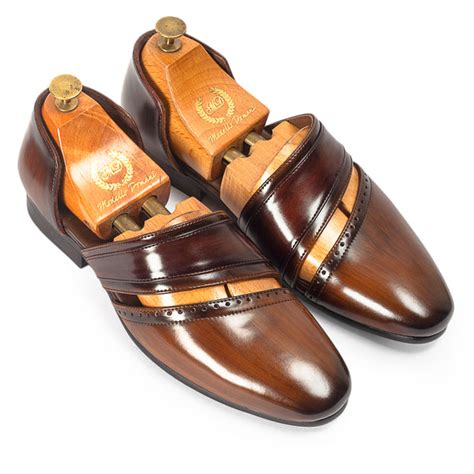 Handcrafted Designer Men’s Fashion Footwear – Modello Domani