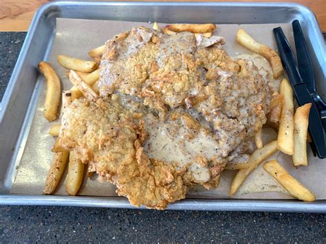 Mr. Juicy closed Sunday after huge lines over the weekend