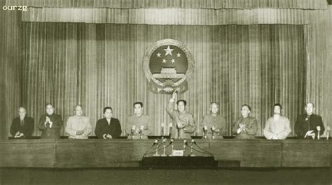 1954年新中国第一部宪法：1.5亿人讨论而成_资讯_凤凰网