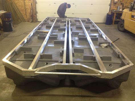 Build your own pontoon boat kit ~ Free tunnel hull boat plans