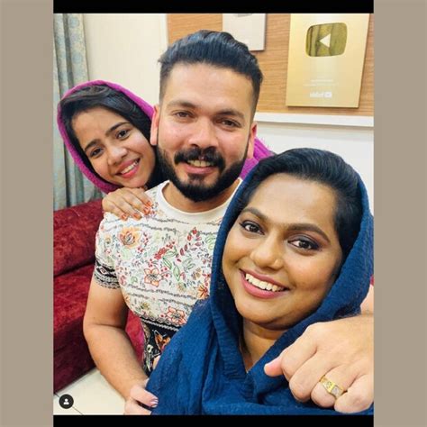 Basheer Bashi | എബ്രുവിന്റെ വരവിനു പിന്നാലെ ബമ്പർ അടിച്ച് ബഷീർ ബഷിയും ...