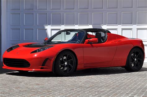 2011 Tesla Roadster VINs, Configurations, MSRP & Specs - AutoDetective