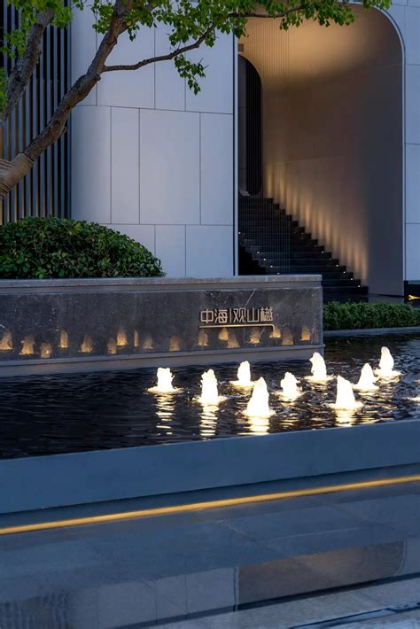 进化生活的载体 | 南京中海 • 观山樾 / UMS里表都会 – mooool木藕设计网 | Hotel landscape, Outdoor ...