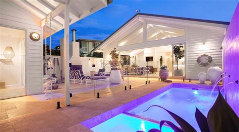 PINEAPPLE HOUSE, COTTAGE AND STUDIO BYRON BAY - Lodging Reviews, Photos ...