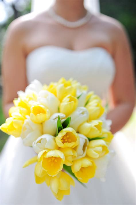 21 Ideas for Your Tulip Wedding Bouquet | Martha Stewart Weddings