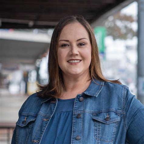 Robin Faulkner, New Braunfels, TX Real Estate Associate - RE/MAX Go