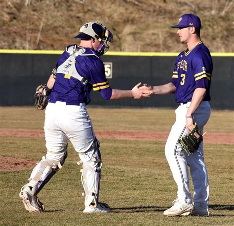 West Chester baseball sweeps MU | Sports | thedailyreview.com