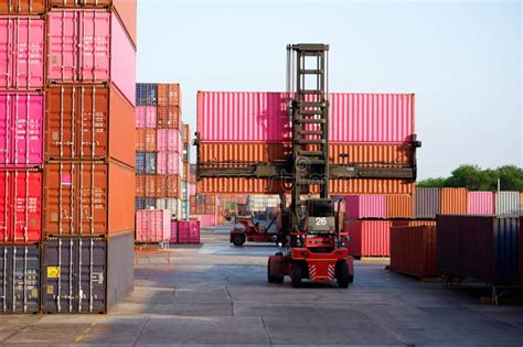 Import Export Shipping 的图像结果