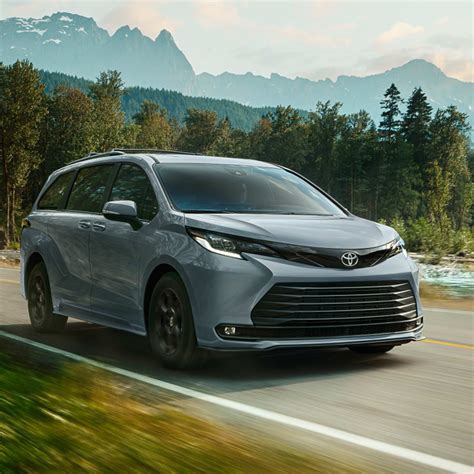 2025 Toyota Sienna review: How Toyota improved an already great family hauler - Autoblog