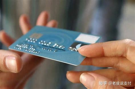 信用卡网上申请和柜台申请哪种容易批卡？ - 知乎