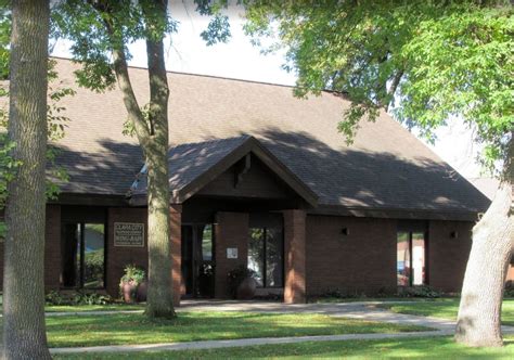 Wing-Bain Funeral Home | Clara City MN
