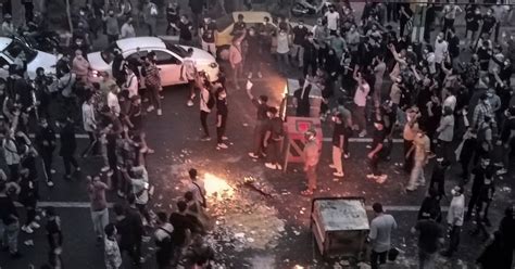 As Iran’s Government Tries to Quell Protests, Accounts of Brutal Crackdown Emerge