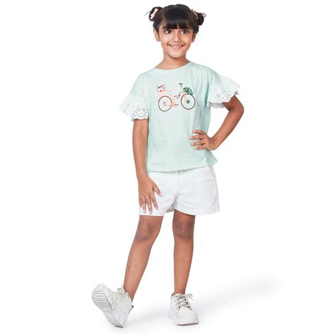 Lifestyle Baby Brand Made with Love | MyMilestones