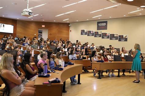 UConn School of Nursing Welcomes Largest Undergraduate Class to Date ...