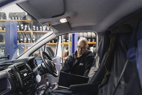 Mr Tyre Shrewsbury: Tyres | MOT Testing | Car Servicing | Exhausts