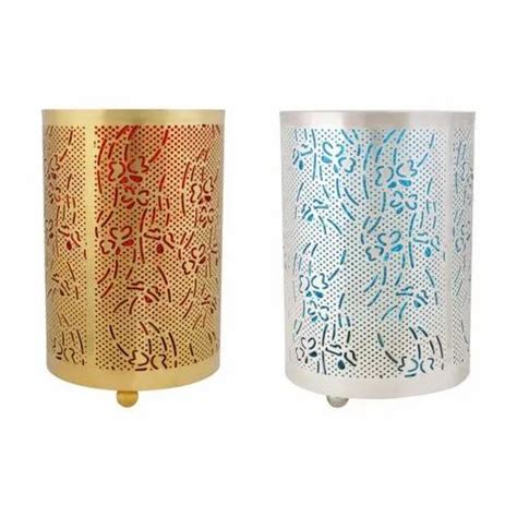 Candle Holders - Frosted Candle Jar With Wooden Lids Manufacturer from ...