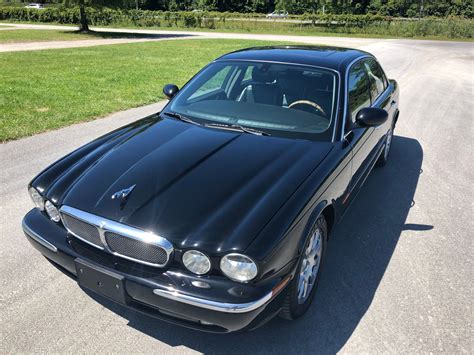 2004 Jag Xj8