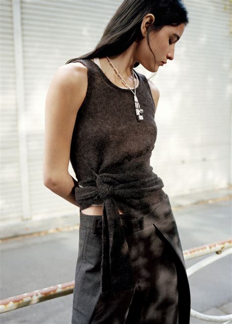 Top alpaga asymétrique semi-transparent - Femme | MANGO Canada