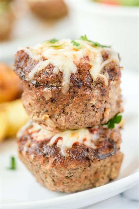 Mini Meatloaf Recipe - Crazy for Crust