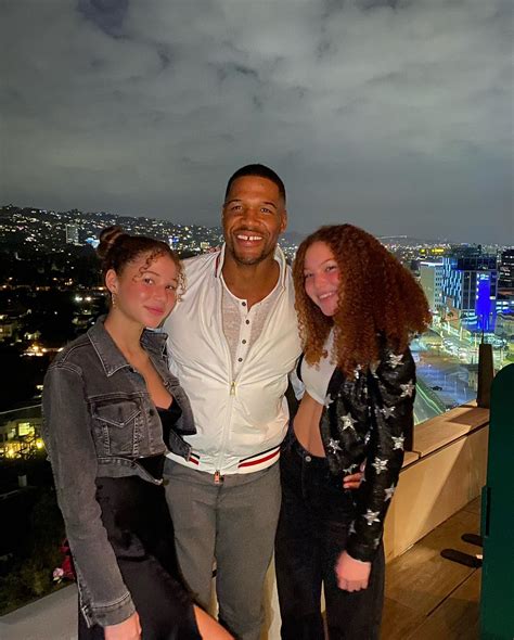 GMA host Michael Strahan's daughter Isabella, 18, shows off change to ...