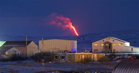 Aleutian island volcano spews ash more than 5 miles high - Anchorage ...