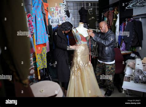 Local Designer Clothes 的图像结果