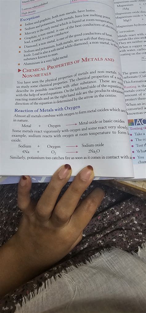 Exceptions- Iodine and graphite, both non-metals, have lustre.- Sodium