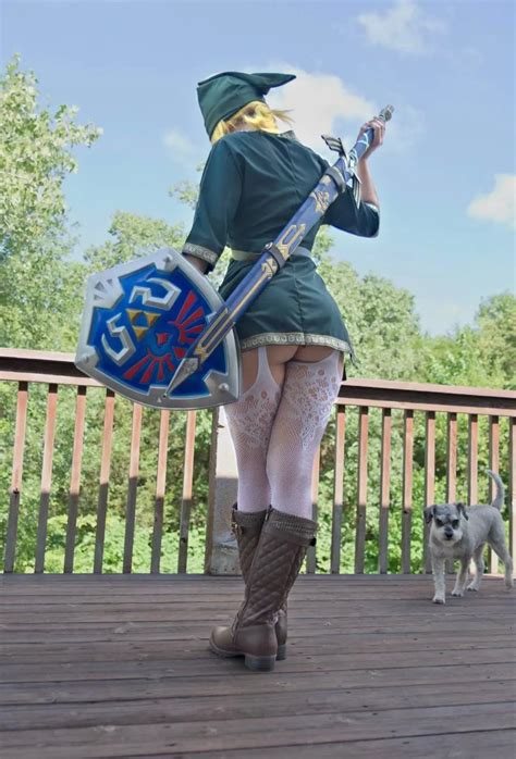 Emma Layne - Link | Scrolller