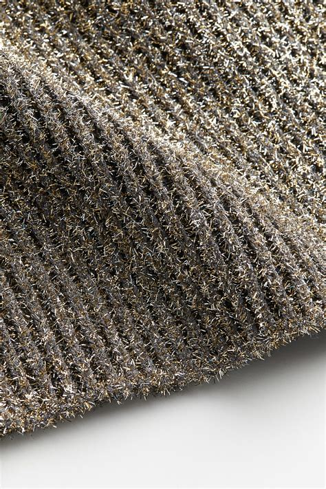 Shimmering rib-knit jumper - Gold-coloured - Ladies | H&M IN