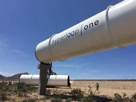 Hyperloop Car 的图像结果