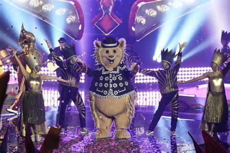 THE MASKED SINGER Season 8 Episode 1 Photos | Seat42F