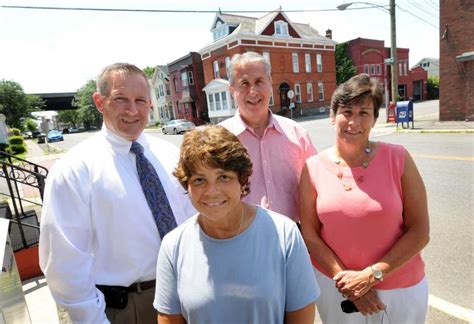 Make Is Small 的图像结果