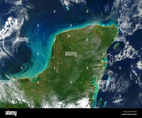 Yucatan peninsula map hi-res stock photography and images - Alamy
