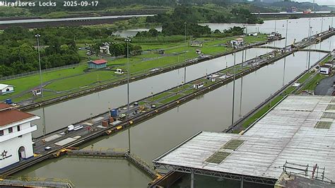 Webcam Panama Canal: Miraflores Locks