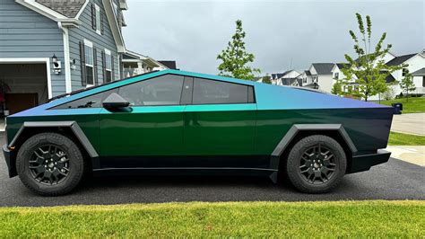 GREEN Vinyl Wrap & PPF Cybertruck -- Photos & Videos | Tesla Cybertruck Forum - Cybertruck ...