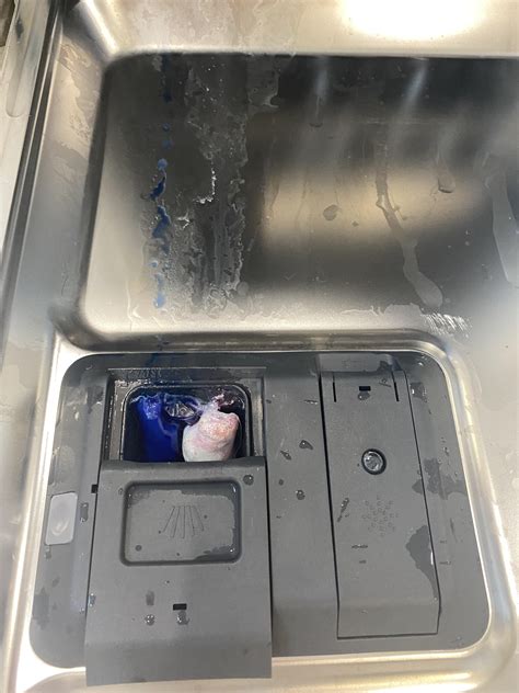 Can You Use Cascade Pods in a Bosch Dishwasher Safely? – VS analysis