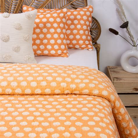 Floral Printed Kantha Quilts - Best Blanket Brands Dmaasa