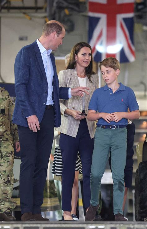 Sortie en famille : George, Charlotte et Louis de Galles visitent le Royal International Air ...