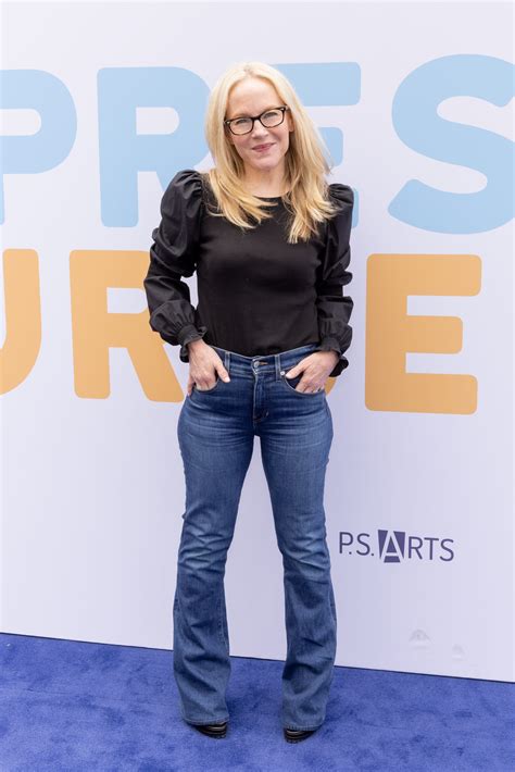 Rachael Harris Net Worth - Wiki, Age, Weight and Height, Relationships, Family, and More - Luxlux