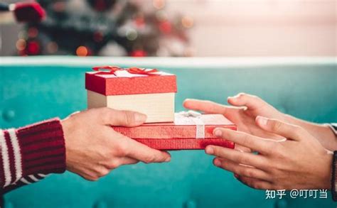 车祸买什么礼物好最新素材