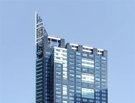 1540 Broadway Building: History, Architecture, and Facts