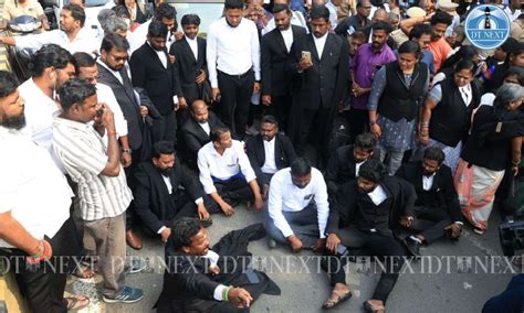 Madras HC lawyers stage road blockade in protest against Hosur advocate ...
