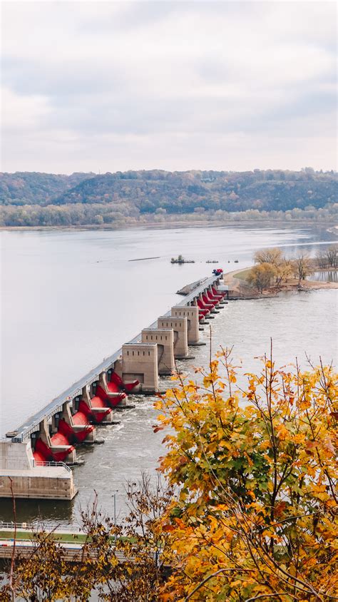 Colorblind Viewer at Eagle Point Park | Travel Dubuque