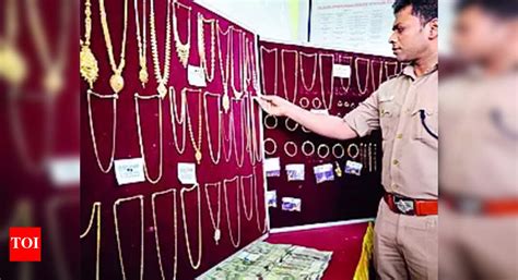 Police: Madurai Cops Nab Serial Burglars, Recover 180 Sovereigns Of ...