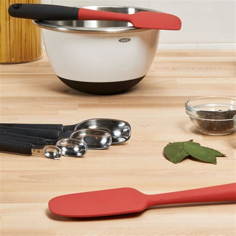 Spatula din silicon 29,5 cm - OXO | KitchenShop