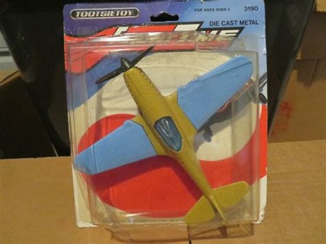 Tootsie Toy Diecast Flight Time WW2 Style Fighter Plane MOC See My ...