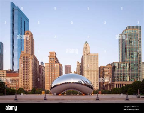 Cloud Gate (the Chicago Bean, the Bean), a public sculpture by Anish ...