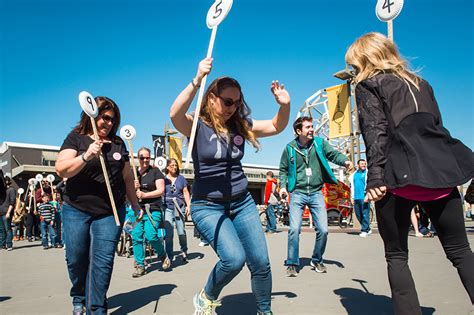 Pi Experiments 的图像结果